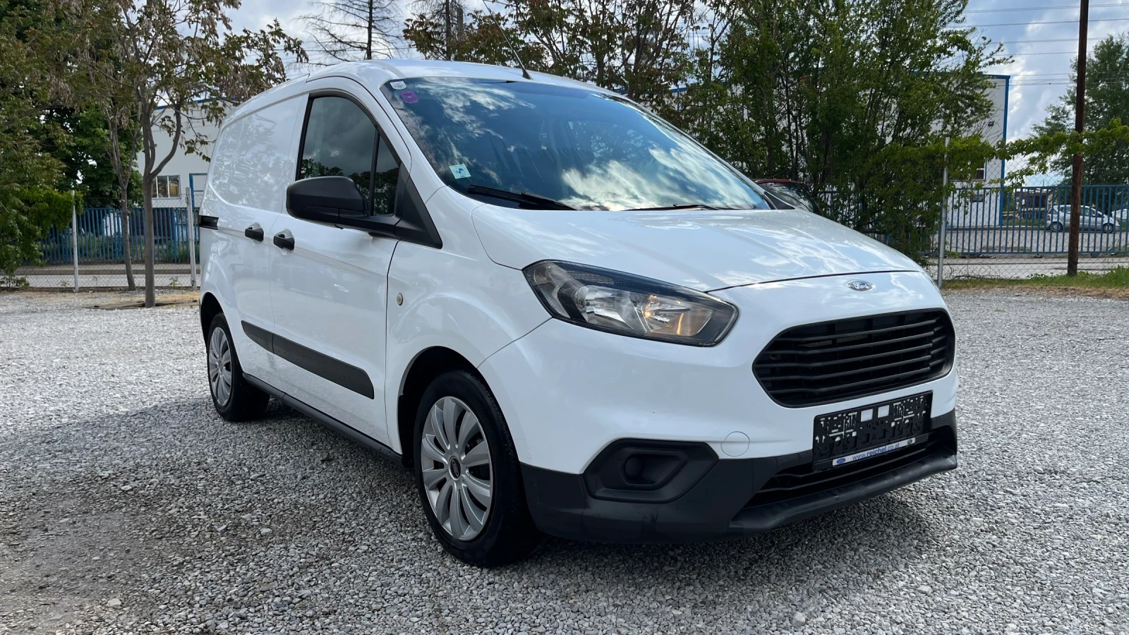 Ford Courier EURO 6 100kc, снимка 2 - Автомобили и джипове - 54634940