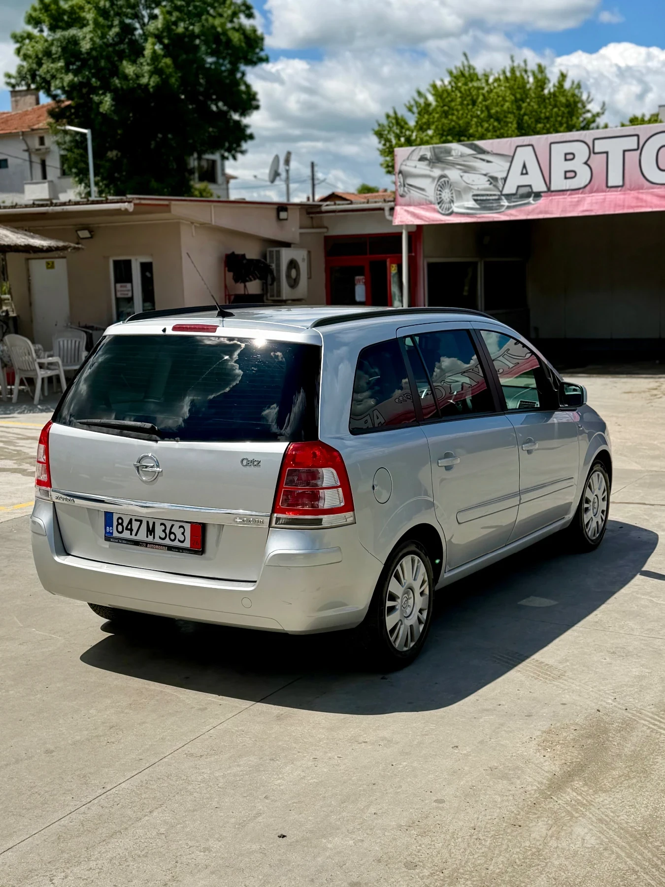 Opel Zafira 1.7CDT? КЛИМАТИК, снимка 5 - Автомобили и джипове - 54711846