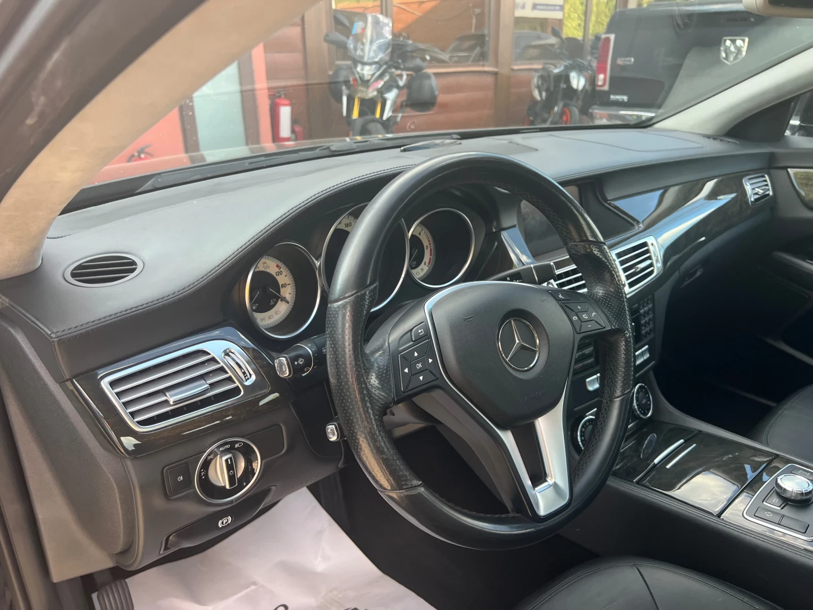 Mercedes-Benz CLS 350  CDI 4 Matic Facelift 7 G- Tronic Plus, снимка 14 - Автомобили и джипове - 55574796