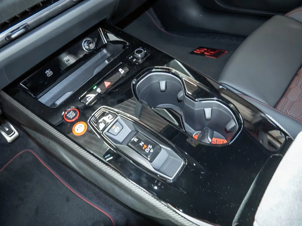 Audi Rs5 AVANT / B&O / MATRIX / 360 / HUD / TECH PRO / , снимка 10 - Автомобили и джипове - 55612405