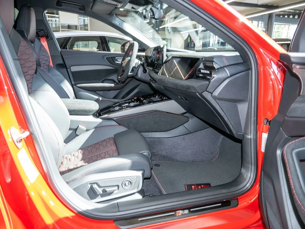 Audi Rs5 AVANT / B&O / MATRIX / 360 / HUD / TECH PRO / , снимка 11 - Автомобили и джипове - 55612405