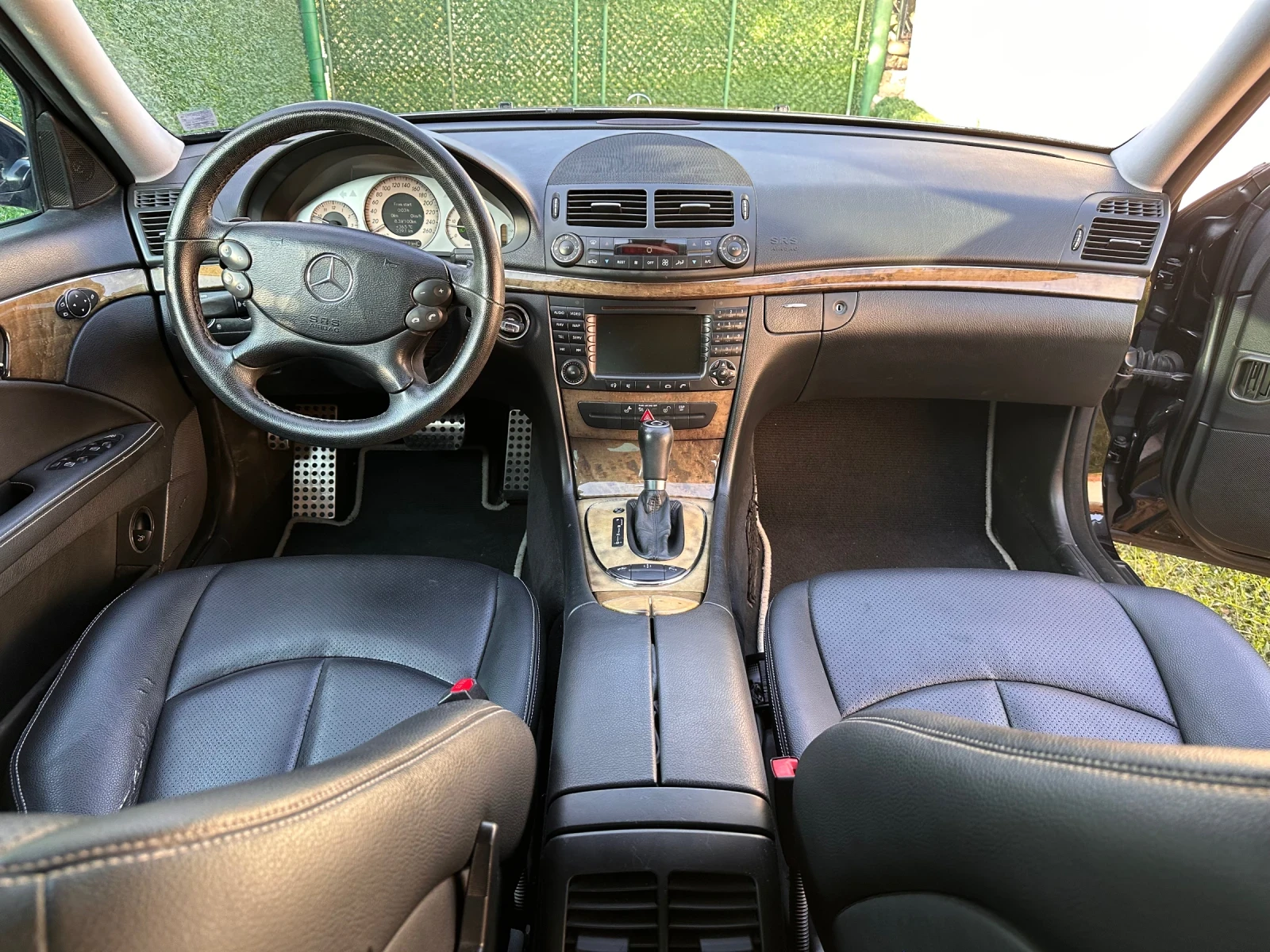 Mercedes-Benz E 320 EVO, снимка 13 - Автомобили и джипове - 55771609