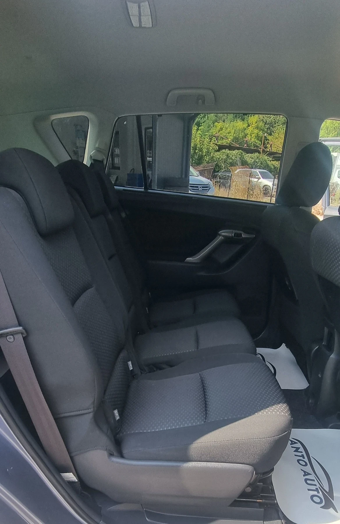 Toyota Verso 1.8 VALVE MATIC! Навигация!Камера!, снимка 11 - Автомобили и джипове - 55785872