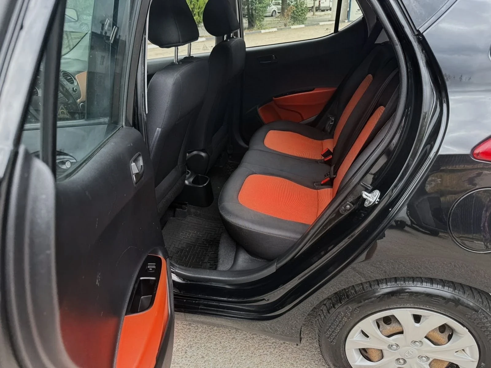 Hyundai I10 1.25i | Mobile.bg � ����������� 10
