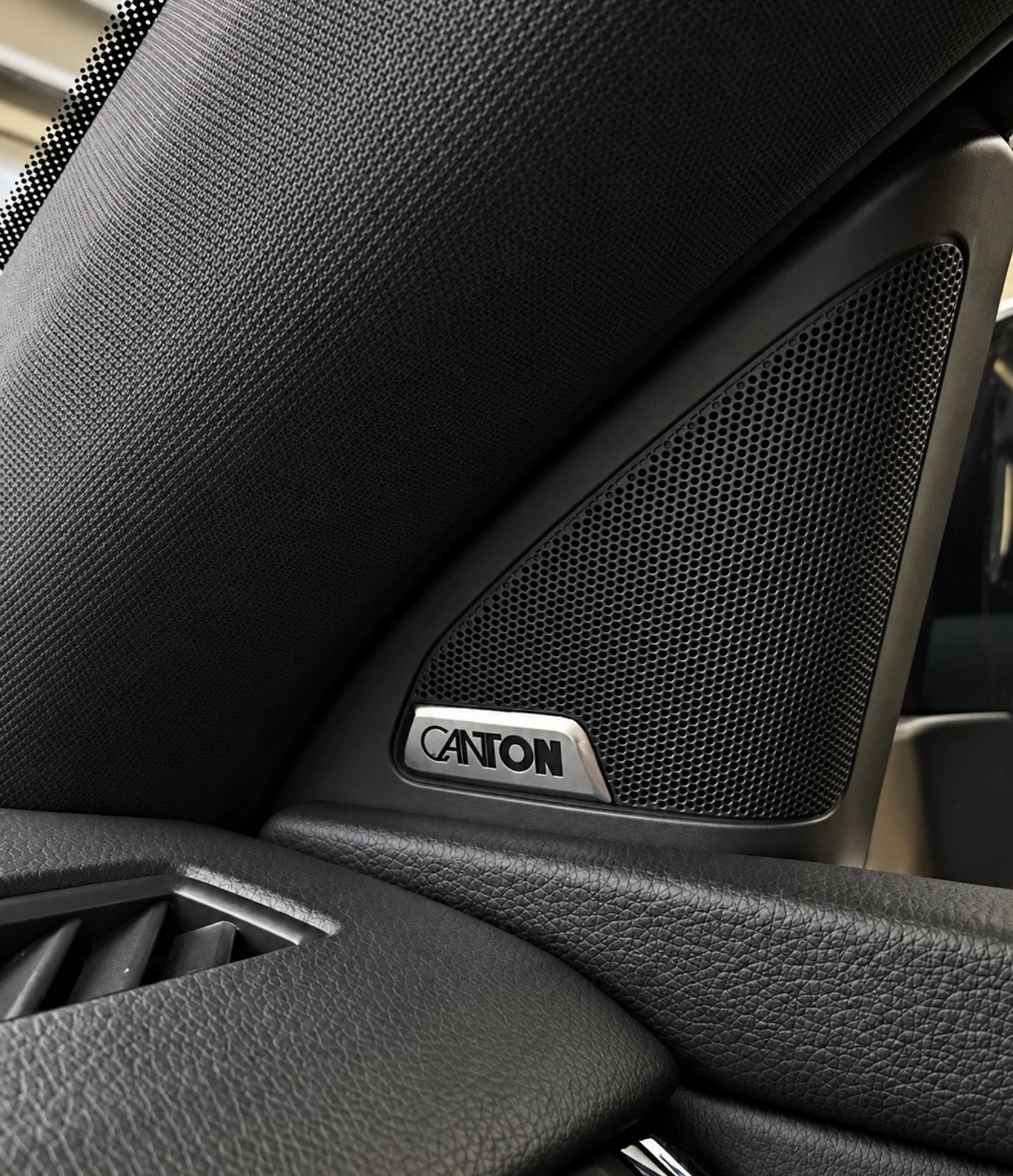 Skoda Octavia vRS 184КС DSG6 Canton Обслужена, снимка 9 - Автомобили и джипове - 56084628