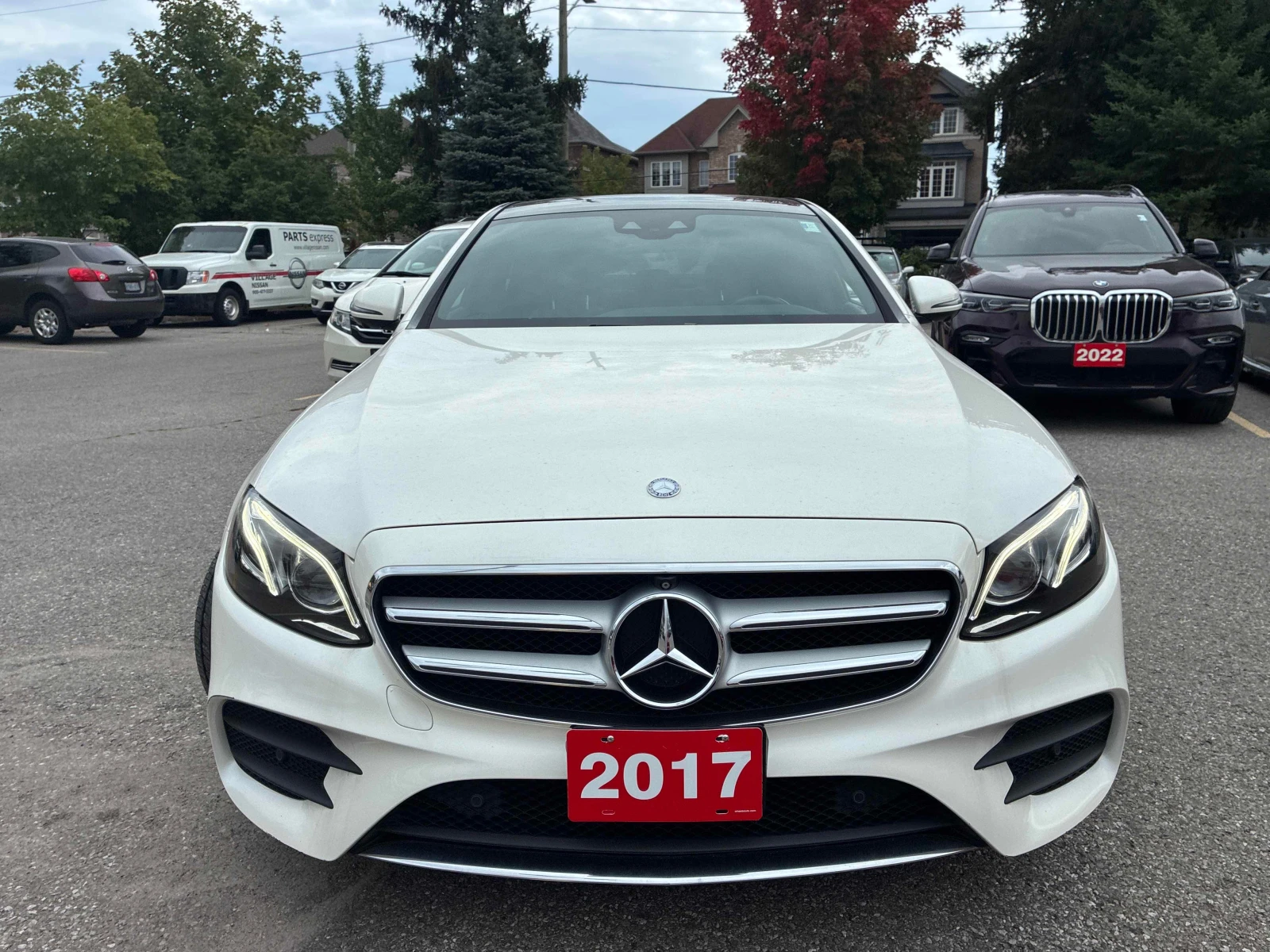 Mercedes-Benz E 300 4MATIC * BURMESTER* 360 КАМЕРА* ПАНОРАМА* , снимка 2 - Автомобили и джипове - 56088647