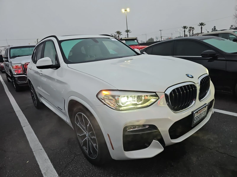 BMW X3 M-pack* HiFi* Shodowline* подгрев* keyless* камера, снимка 2 - Автомобили и джипове - 48981932