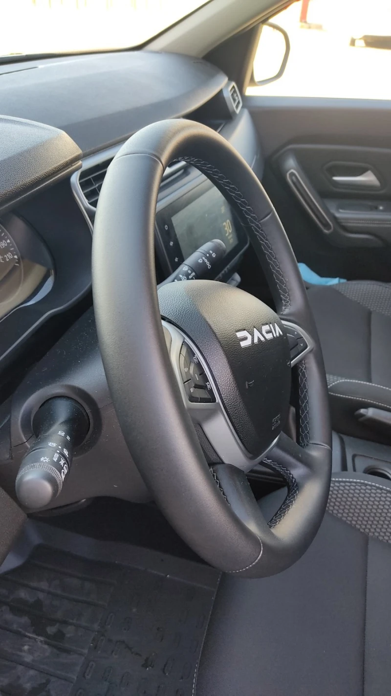 Dacia Duster Journey, снимка 7 - Автомобили и джипове - 50162957