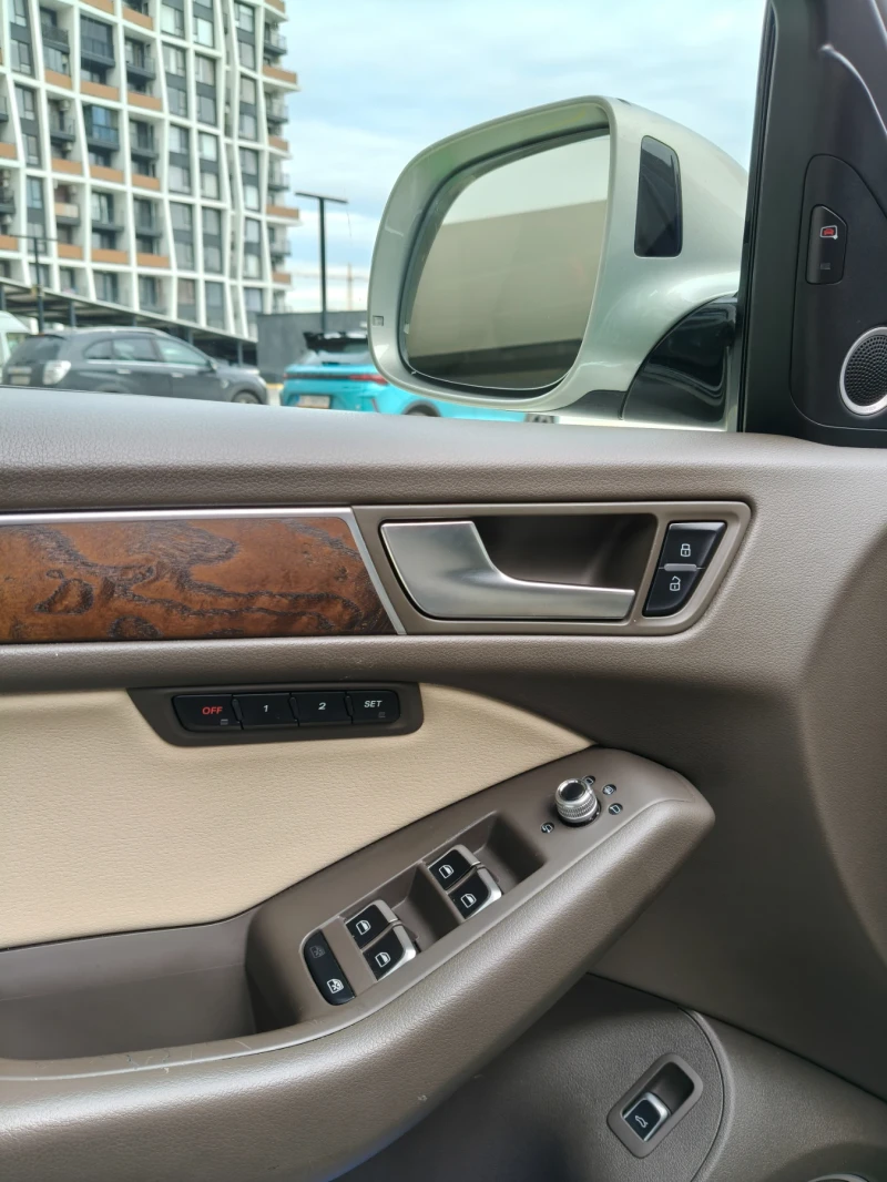 Audi Q5 3.0T, снимка 9 - Автомобили и джипове - 52723425