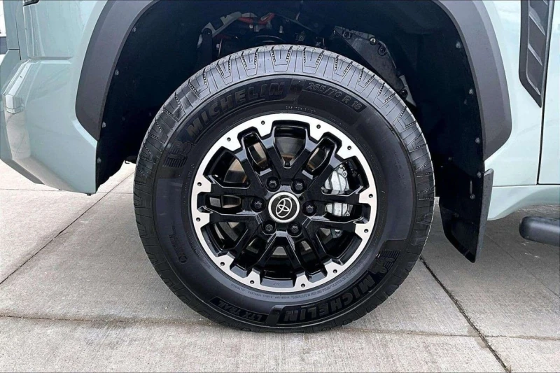 Toyota Tundra * Others * CARFAX * БЕЗ ПЪРВОНАЧАЛНА ВНОСКА, снимка 15 - Автомобили и джипове - 52856820