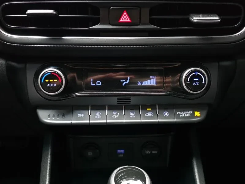 Hyundai Kona 1.6 - САМО 30% АВАНС, снимка 17 - Автомобили и джипове - 56305147