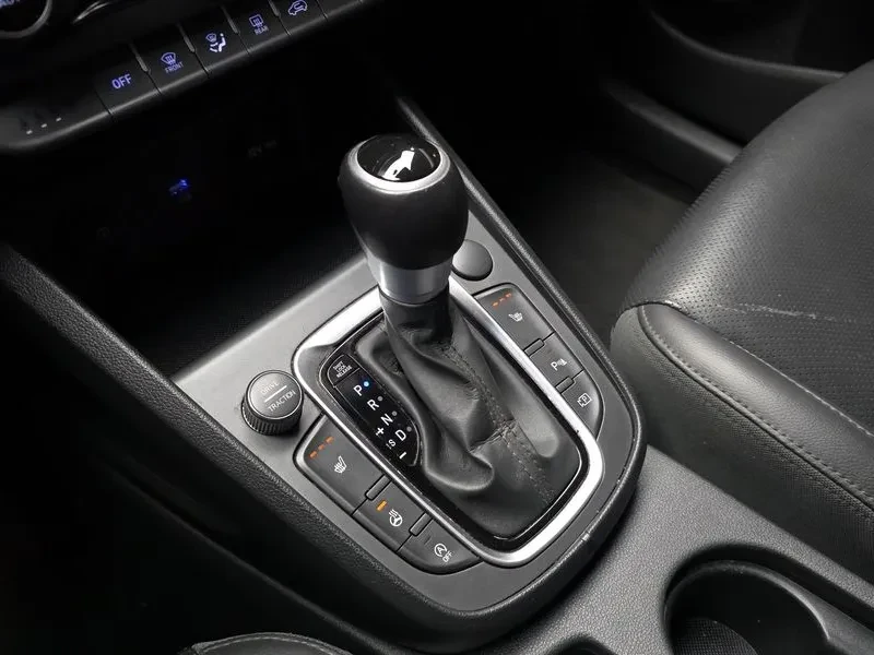 Hyundai Kona 1.6 - САМО 30% АВАНС, снимка 9 - Автомобили и джипове - 56305147