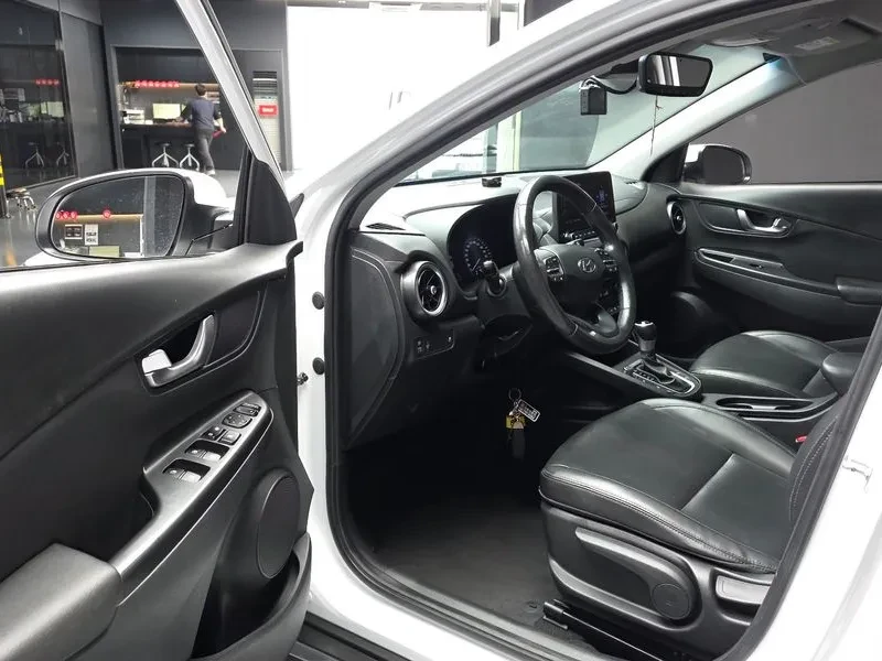 Hyundai Kona 1.6 - САМО 30% АВАНС, снимка 10 - Автомобили и джипове - 56305147
