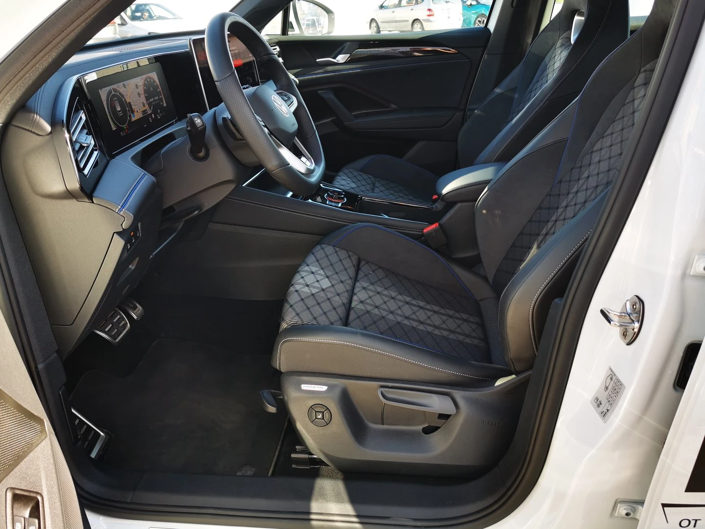 VW Tiguan R-Line 1.5 eHybrid OPF DSG | Mobile.bg � ����������� 5