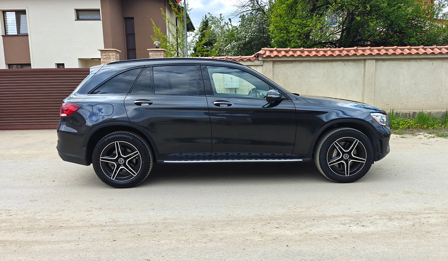 Mercedes-Benz GLC 300 AMG Pack* Pano* Burmester , снимка 7 - Автомобили и джипове - 54258834