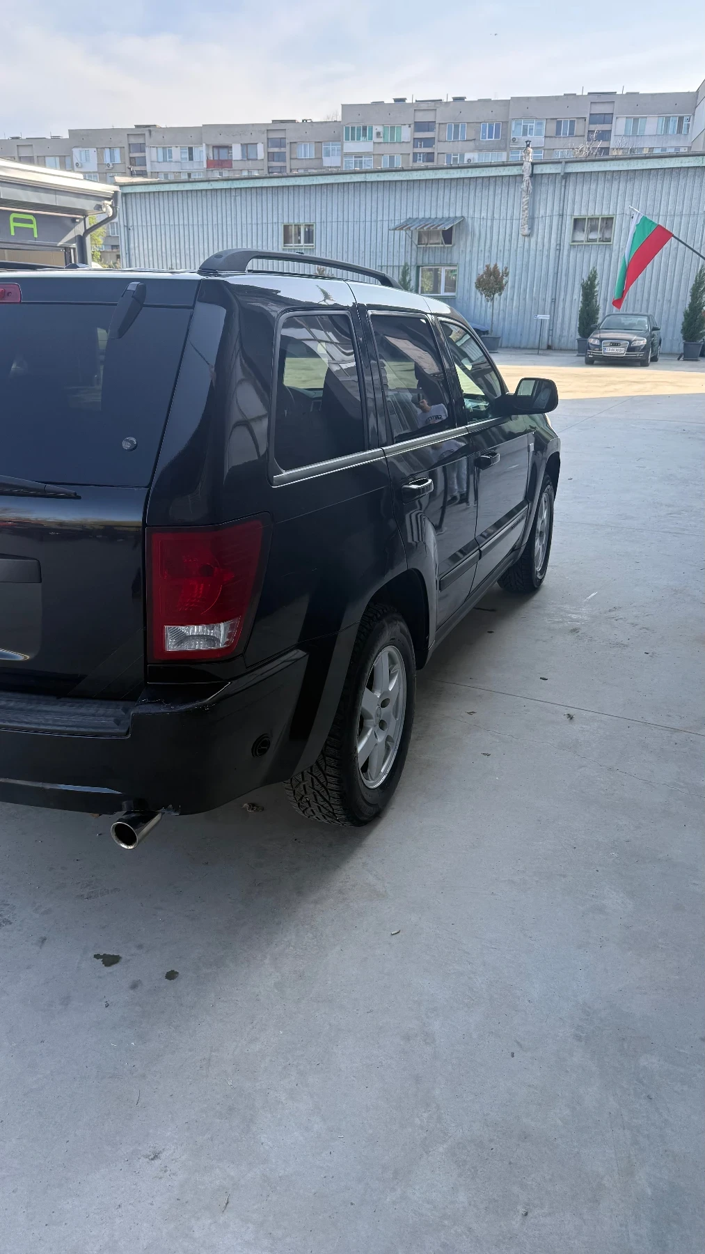 Jeep Grand cherokee 3.7 Facelift Laredo ГАЗ.ИНЖ. USA, снимка 6 - Автомобили и джипове - 54428653