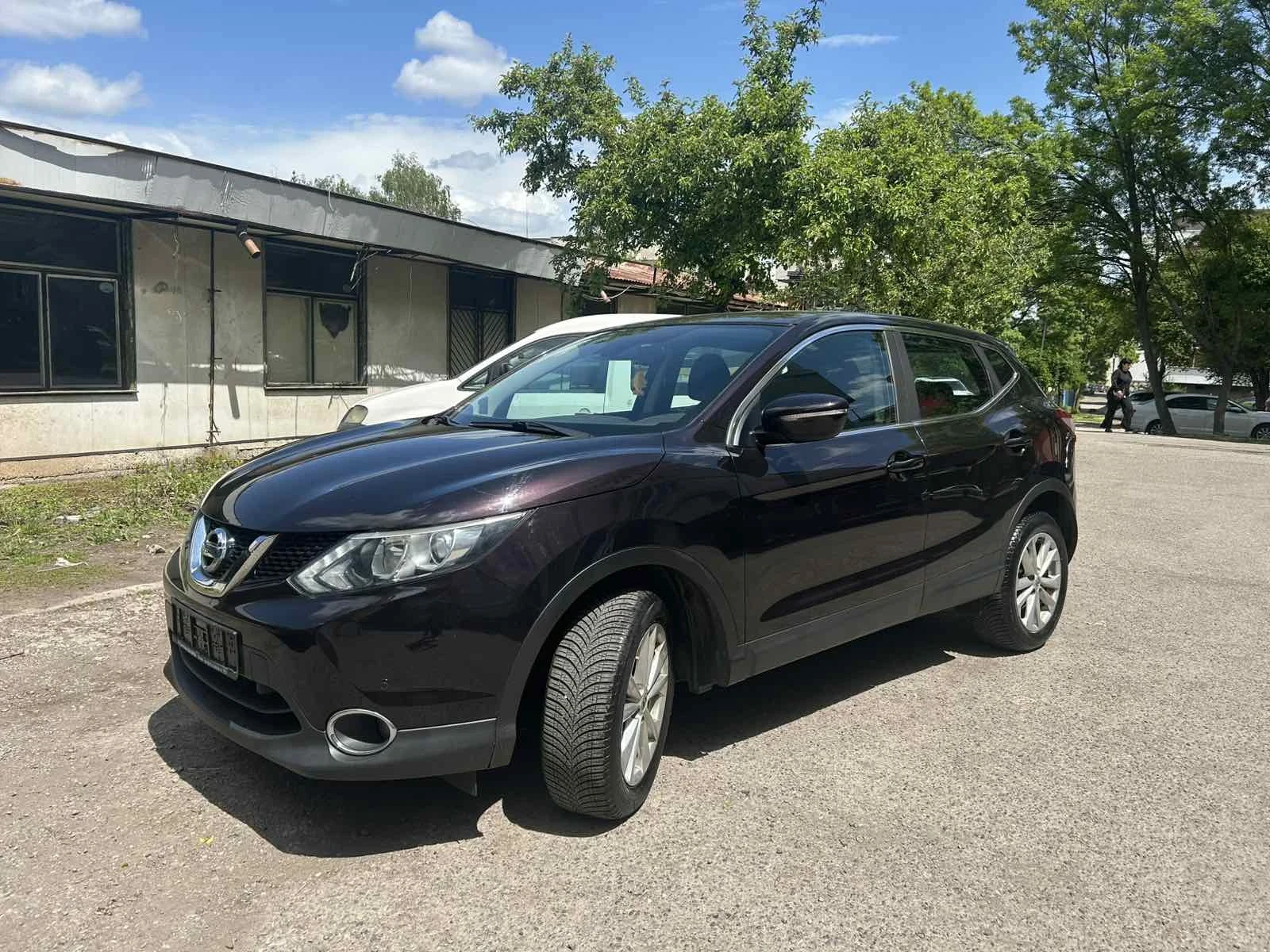 Nissan Qashqai 1.2 ТЮВ до 2028г., снимка 2 - Автомобили и джипове - 54575090