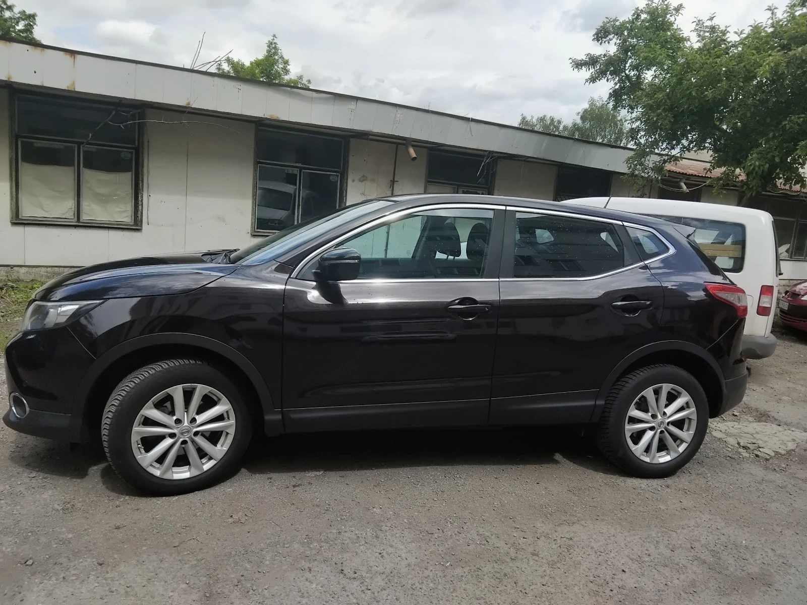 Nissan Qashqai 1.2 ТЮВ до 2028г., снимка 7 - Автомобили и джипове - 54802057