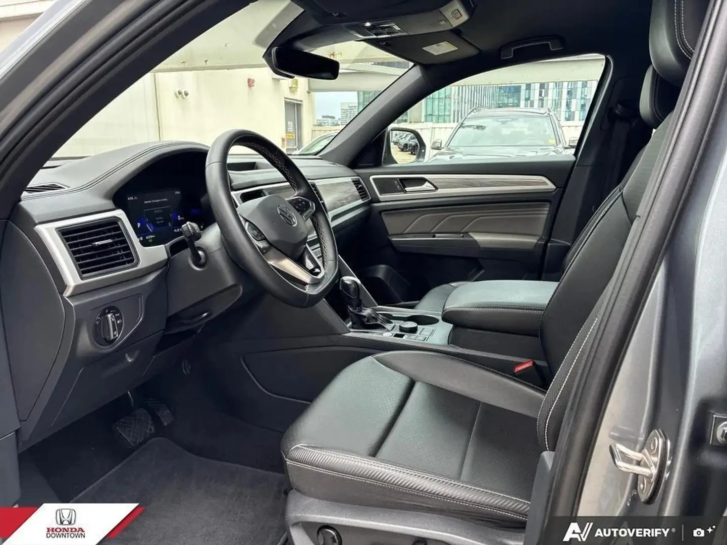 VW Atlas Cross Sport Comfortline AWD, снимка 6 - Автомобили и джипове - 55594954