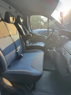 Renault Trafic 2.0DCi Климатик, снимка 12