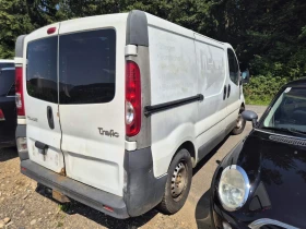 Renault Trafic 2.0DCi Климатик, снимка 4