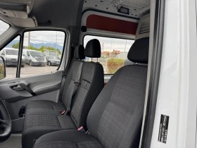 Mercedes-Benz Sprinter MAXI до 3, 5т. Товаропътнически 7-местен Клима, снимка 15