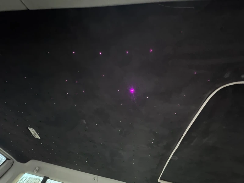 VW Multivan 2.5 TDI 102 к.с, снимка 13 - Бусове и автобуси - 53012603