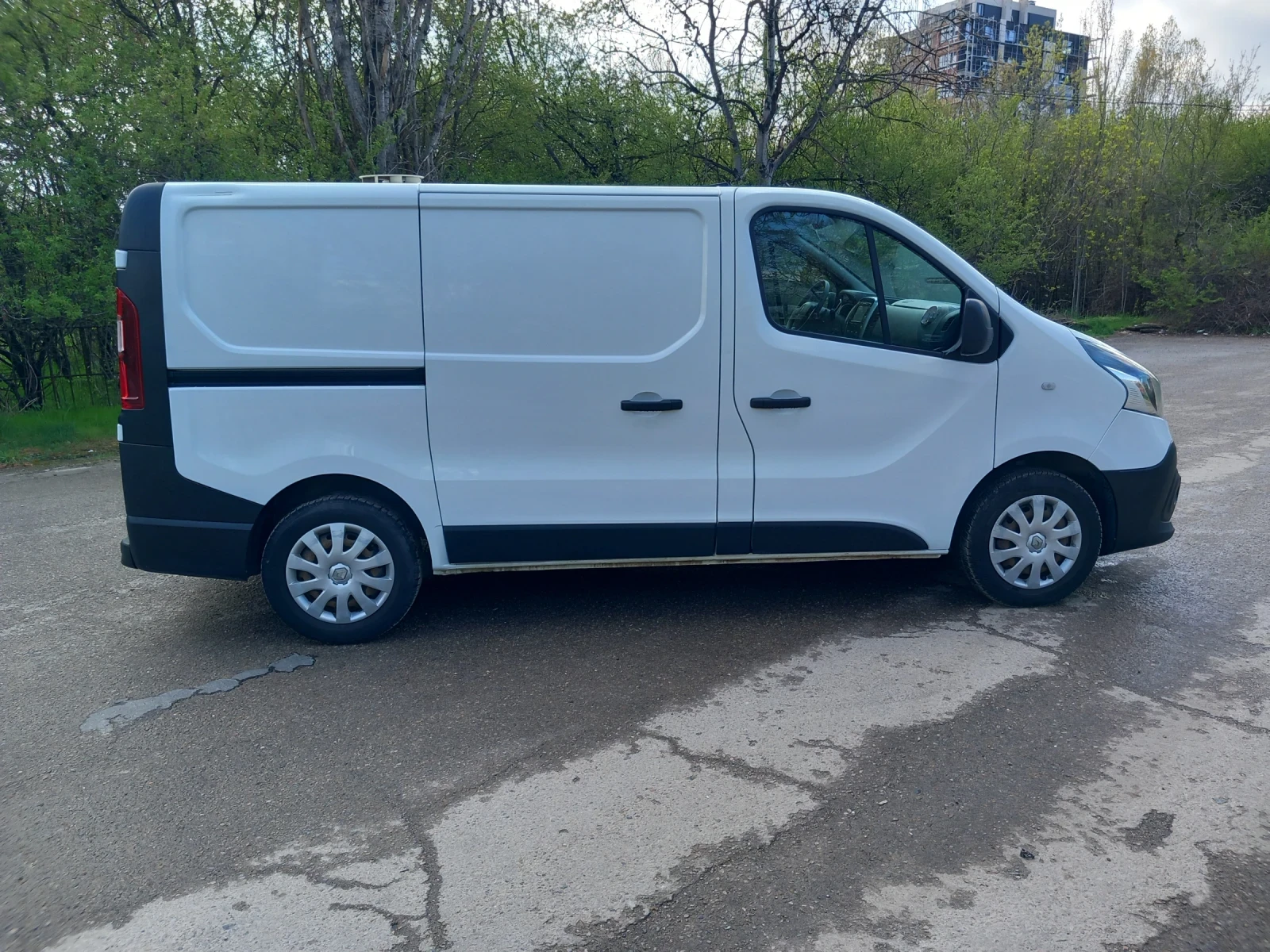 Renault Trafic 1.6 DCI, снимка 4 - Бусове и автобуси - 54254036