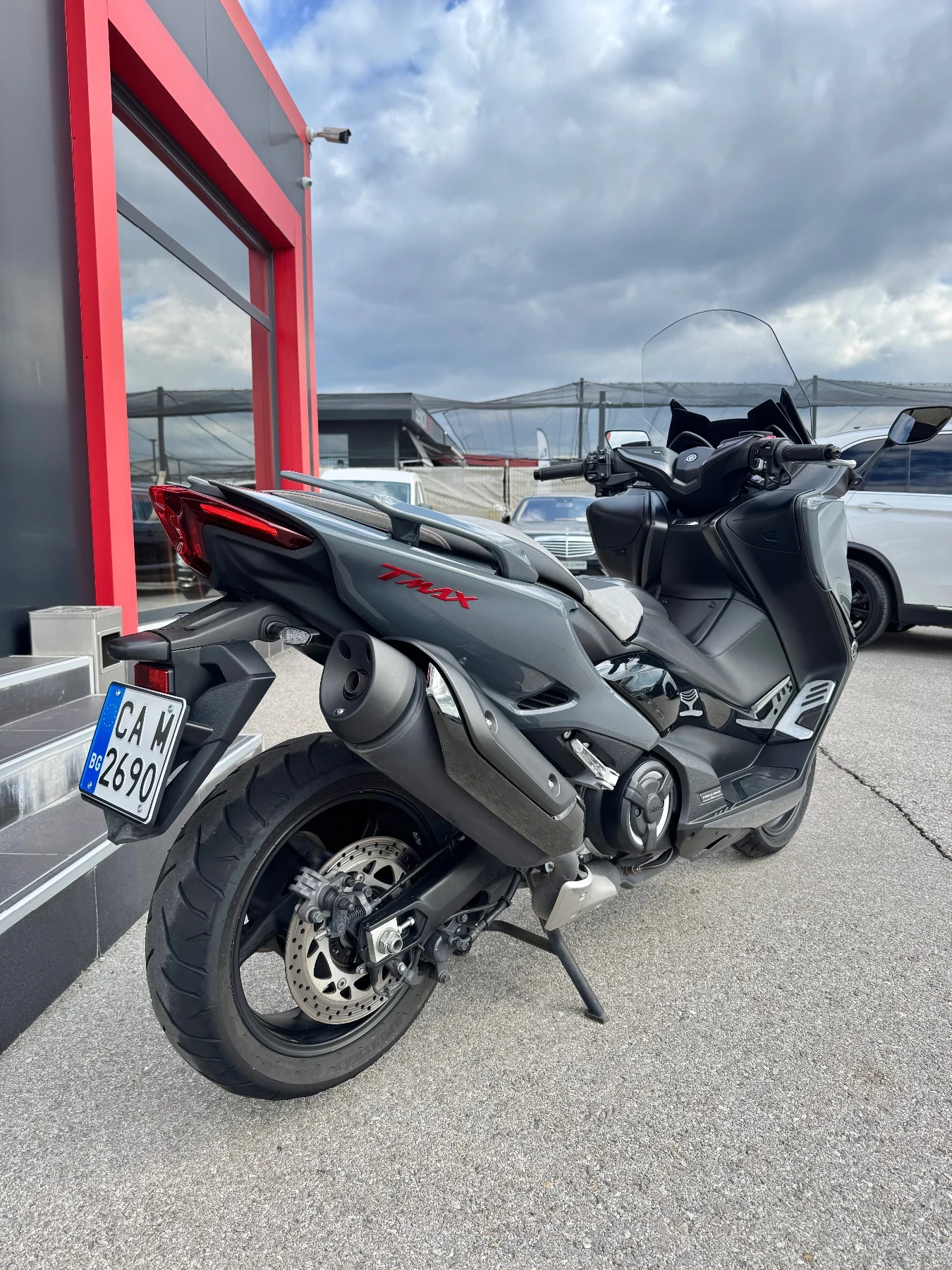 Yamaha T-max 560-TECH MAX-FULL-ABS-TCS-ПОДГРЕВИ-ТОП - изображение 2