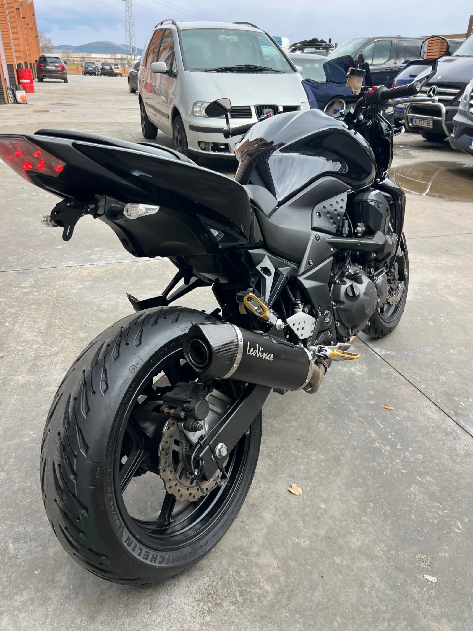 Kawasaki Z Z 750R 2010 - изображение 10