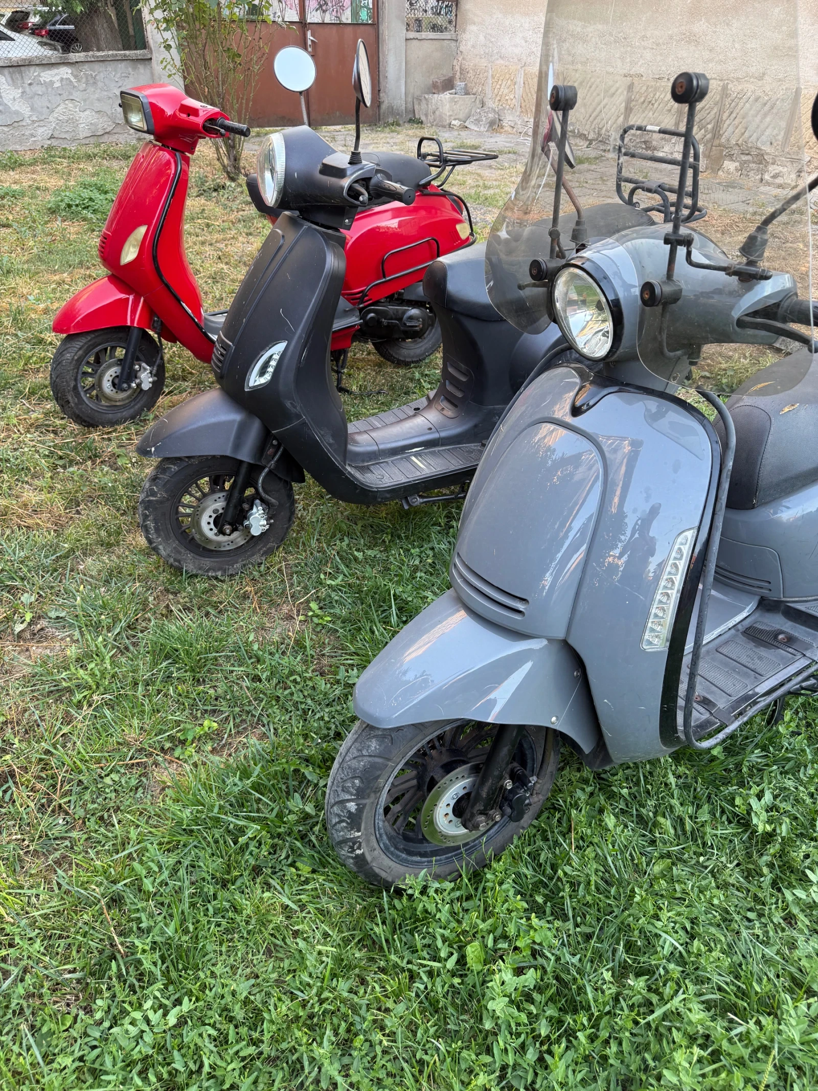 Vespa 50, снимка 2 - Мотоциклети и мототехника - 56476624