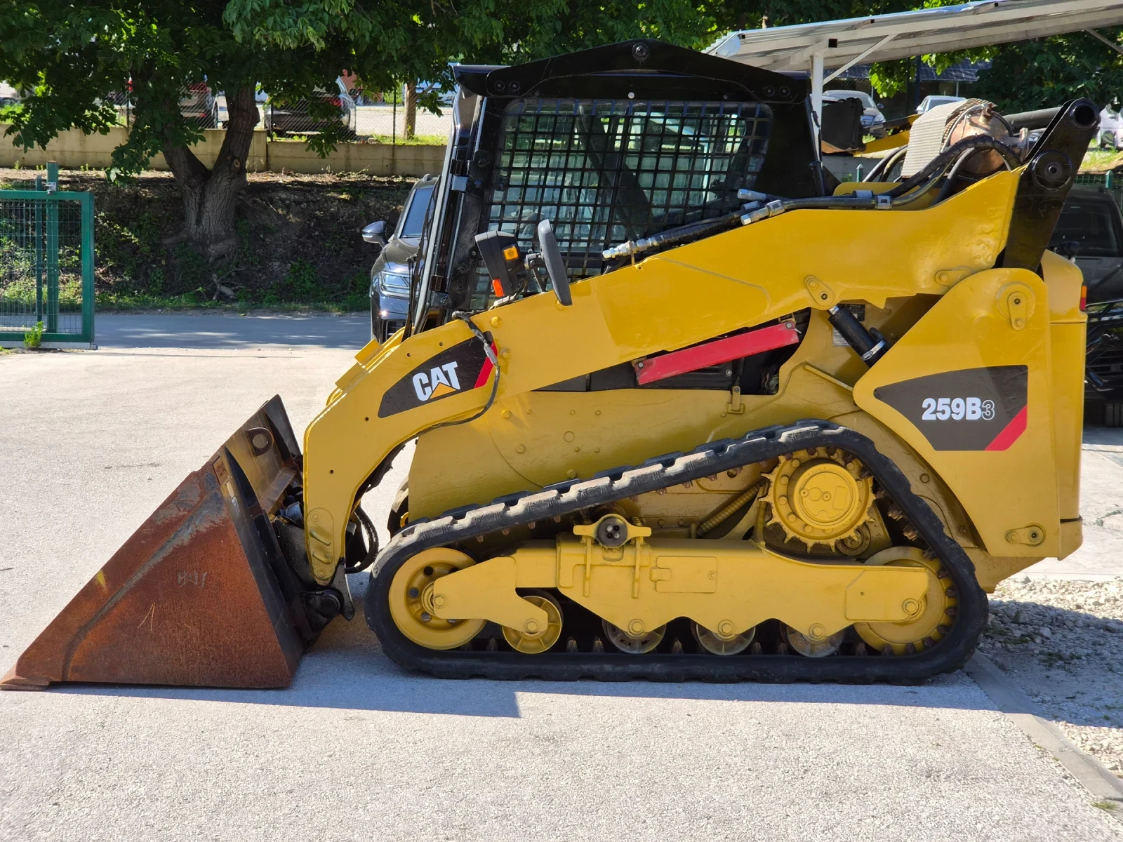 ����� ������� Cat 259 B/4.2�/�����/������/����.����������/�������� | Mobile.bg � ����������� 3