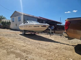 Моторна яхта Stingray Bourider, снимка 7 - Воден транспорт - 53564038