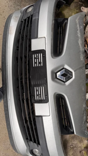 Предна Броня за Renault Clio 2007, снимка 2