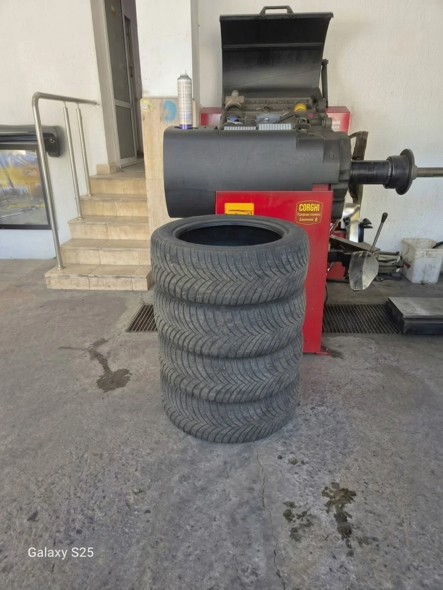 Гуми Зимни 225/60R18