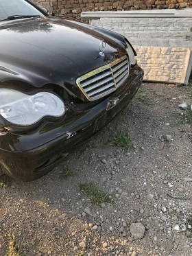 Mercedes-Benz C 220 2.2 cdi na chasti, снимка 3