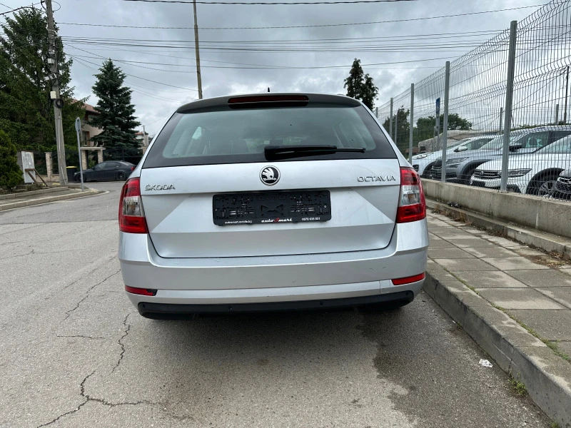 Skoda Octavia 1.6TDI, снимка 6 - Автомобили и джипове - 46266505