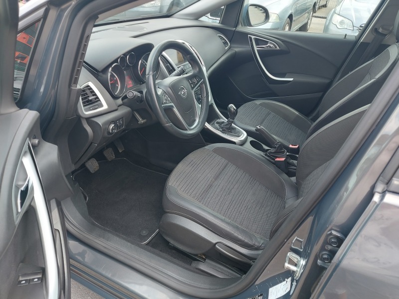 Opel Astra 1.7 CDTI, COSMO, ИТАЛИЯ, снимка 7 - Автомобили и джипове - 46399401