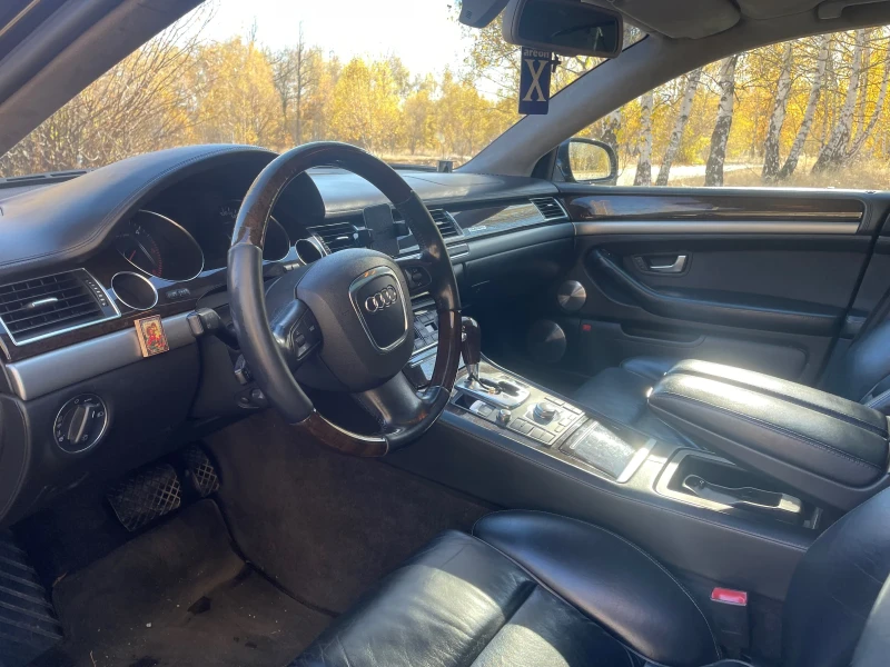 Audi A8, снимка 7 - Автомобили и джипове - 47982224