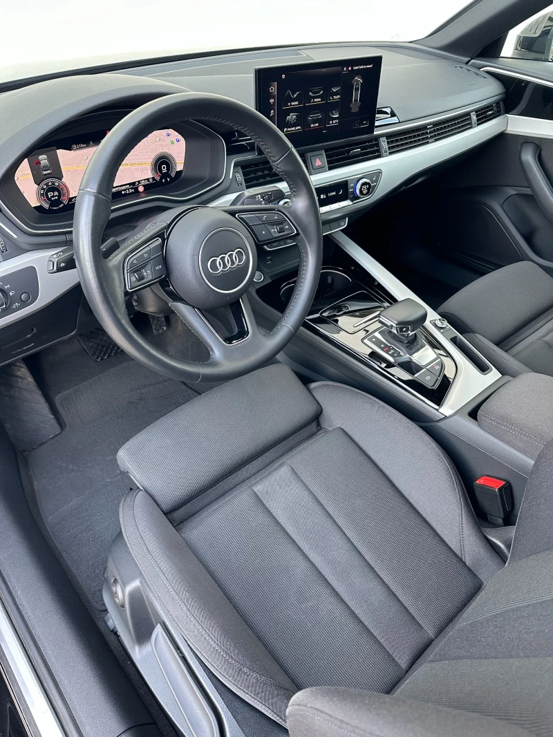 Audi A4 40 TFSI в Гаранция, снимка 4 - Автомобили и джипове - 48442593