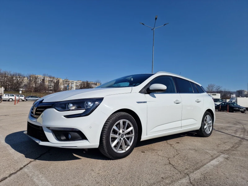 Renault Megane 1.6DCI 130k.c.BOSE голям екран, снимка 12 - Автомобили и джипове - 48897816