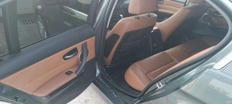 BMW 325 * ДИСТРОНИК* M Competition* X-Drive* 218hp* Фейс* , снимка 8 - Автомобили и джипове - 52517738