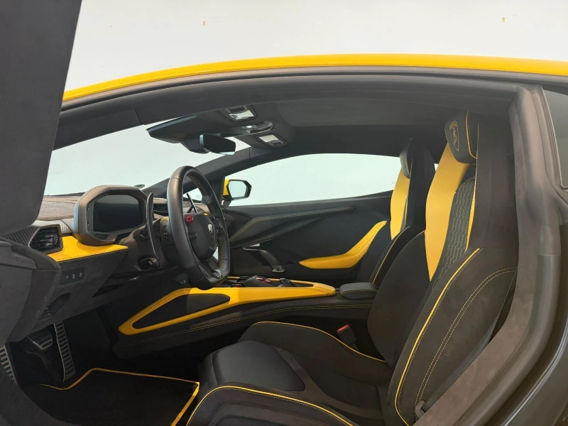 Lamborghini Revuelto 6.5 V12 HPEV/CARBON/CERAMIC/STYLE/360/, снимка 9 - Автомобили и джипове - 51691687