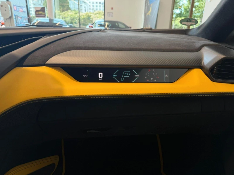 Lamborghini Revuelto 6.5 V12 HPEV/CARBON/CERAMIC/STYLE/360/, снимка 14 - Автомобили и джипове - 51691687