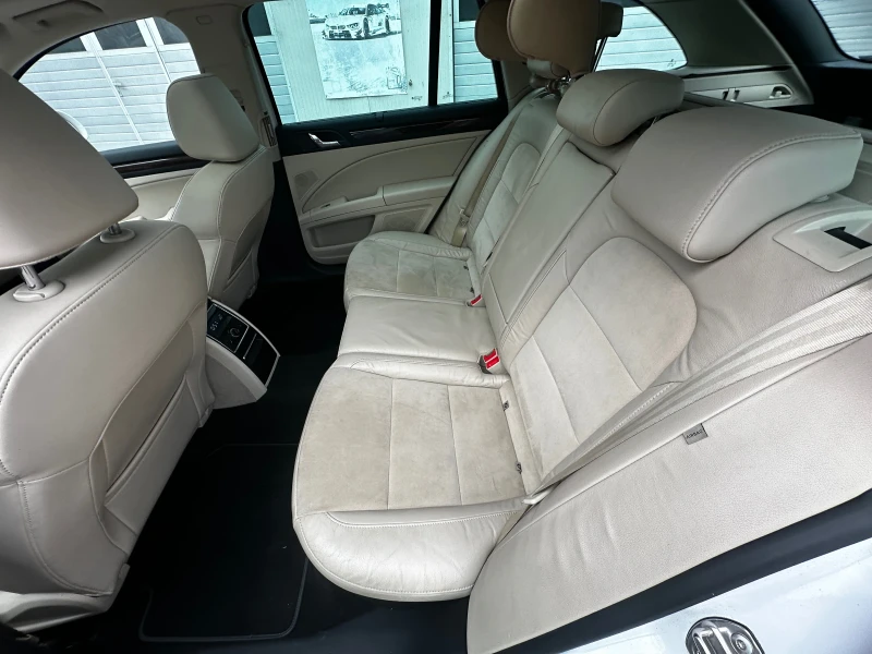 Skoda Superb 2.0TDI 4x4, снимка 7 - Автомобили и джипове - 52382401