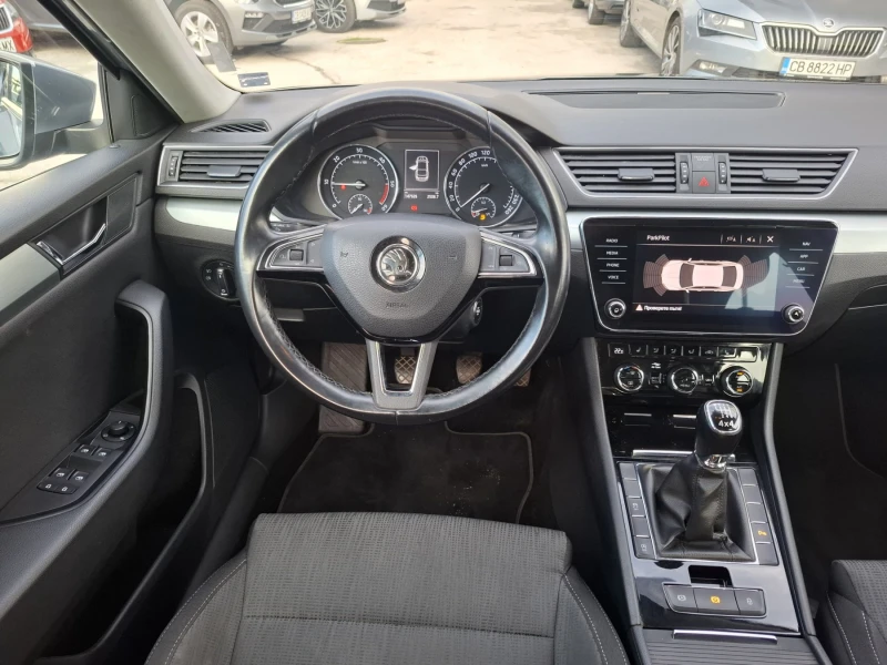 Skoda Superb 2.0TDI 150 к.с. 4X4, снимка 5 - Автомобили и джипове - 52615649