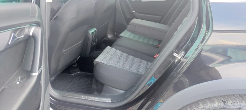 VW Passat 2.0 Alltrack - Distronick - all assistants, снимка 12 - Автомобили и джипове - 52681232
