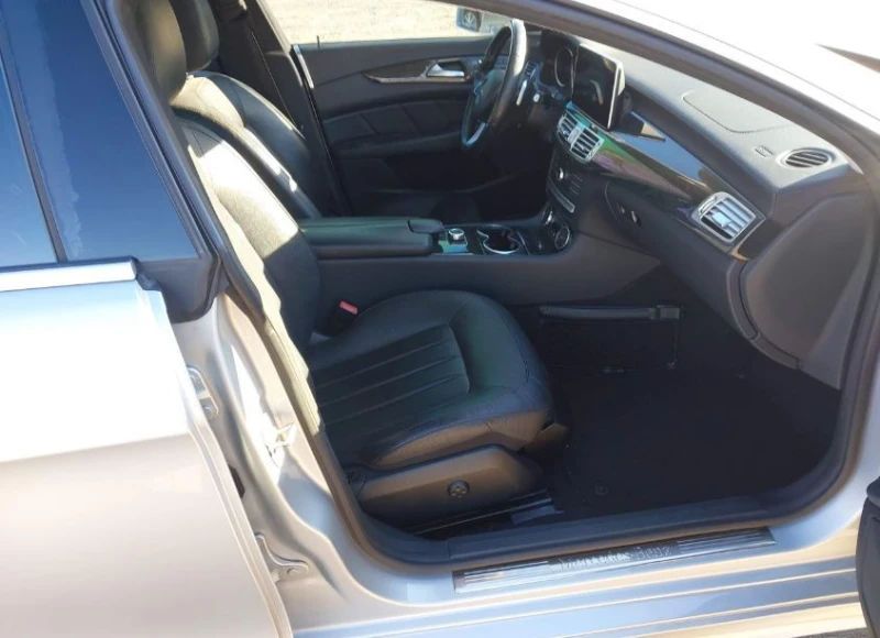 Mercedes-Benz CLS 400, снимка 5 - Автомобили и джипове - 53085708