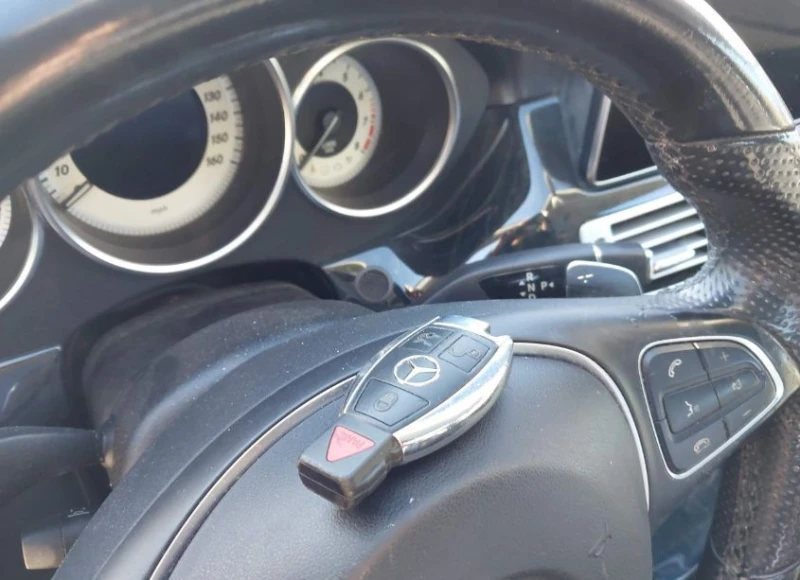 Mercedes-Benz CLS 400, снимка 11 - Автомобили и джипове - 53085708