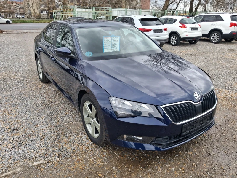 Skoda Superb 2.0 150 к.с. дистроник, 6 скорости